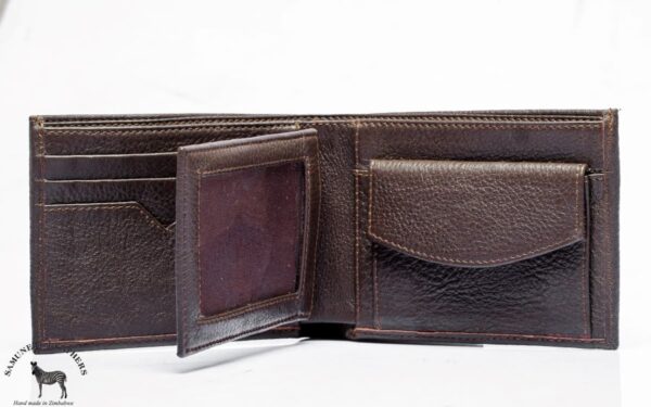 Plain wallets